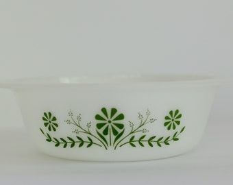 Green Daisy Glass Bake Dish Green Daisy Bowl Mid Century Baking Dish Glass bake J-2600 Mid Century Glass Bake Dish 1 12 Qt