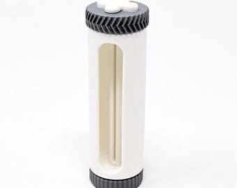 Ratcheting Toothpaste Squeezer • Slim Design, No Waste