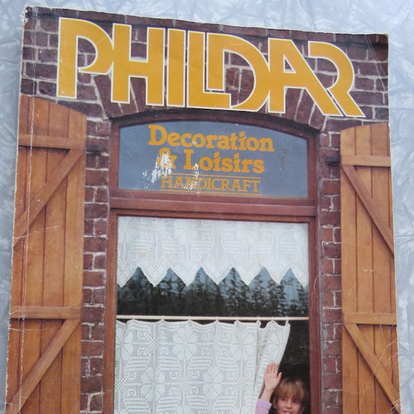 Vintage PHILDAR Handicraft Magazine, 80 pages, color illustrations Patterns Crochet Knit Lace Bedspreads Afghans Tablecloths Curtains 1981