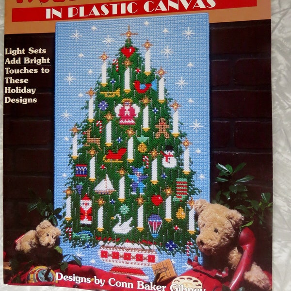 HOLIDAY LIGHTS in Plastic Canvas Leisure Arts Craft Leaflet 1752 Designs w/ light sets by CB Gibney Christmas Thanksgiving Easter Halloween