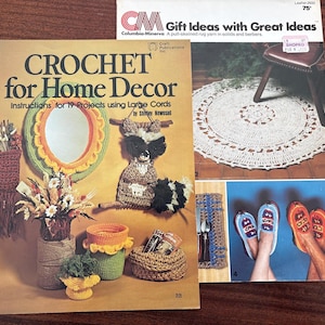 May include: A set of three ceramic nesting bowls in graduating sizes. The bowls feature a speckled, matte finish in shades of cream, light brown, and dark brown. The largest bowl measures approximately 8 inches in diameter.