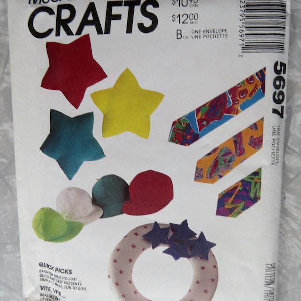 McCalls Crafts 5697 726 Quick & EASY Gifts to Make Apron Log Carrier Dog Beds Star Sachet Baseball Cap Wreath Mitt UNCUT Sewing Pattern 1991