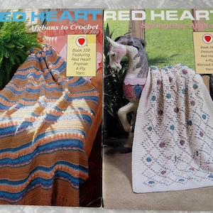 Lot of 2 Red Heart Booklets- Afghans to Crochet #339 8 patterns & Springtime Afghans #345 5 designs Afghan stitch + Embroidery Knit Crochet