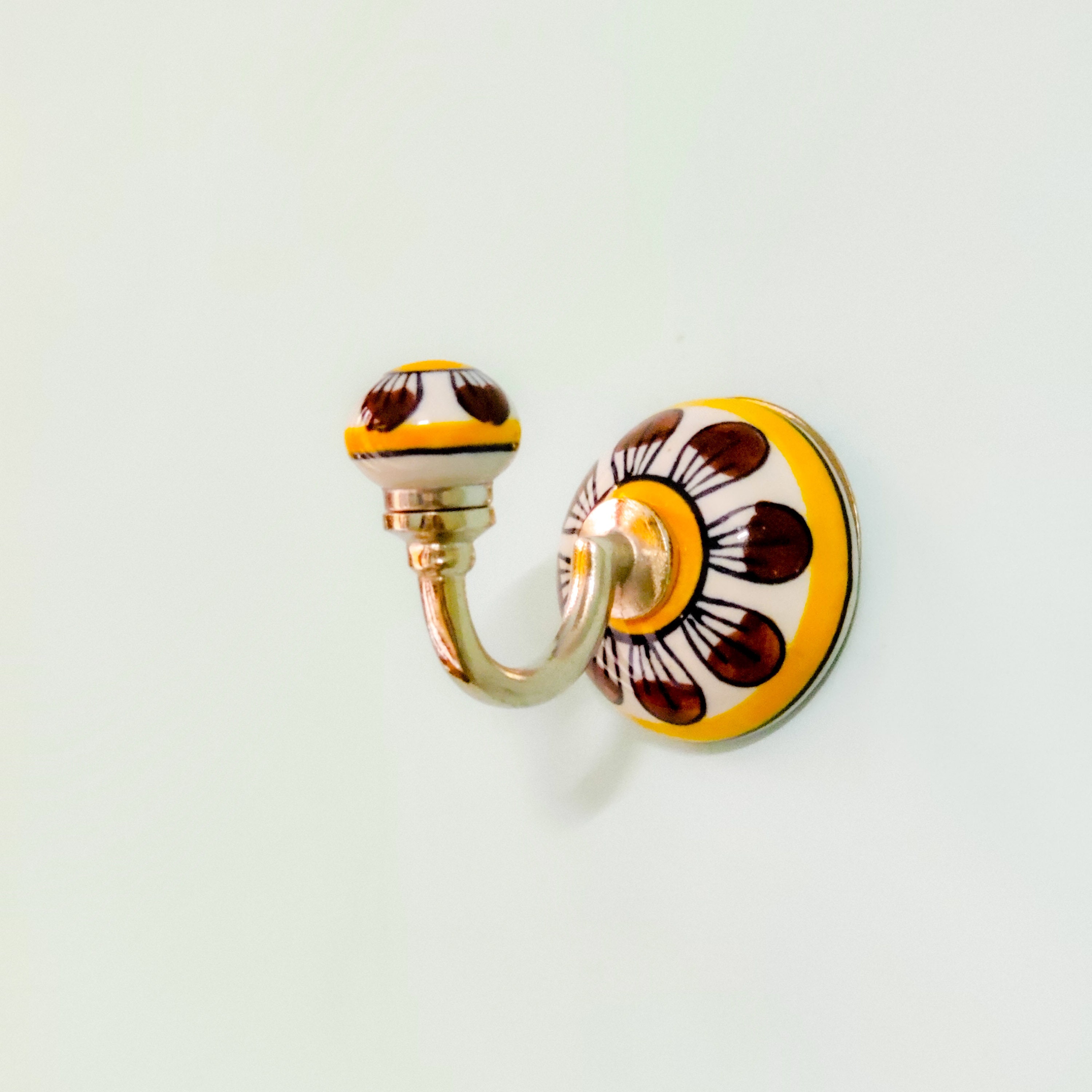 FOCCTS Lot De 10 Cintres Muraux Et 15 Crochets Muraux, Support Mural Invisible De 20,3 Cm, Support De Présentation Avec Revêtement En Laiton Pour Assiettes De 19,1 Cm à 22,4 Cm