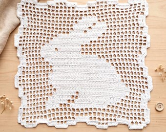 Rabbit Filet Crochet Doily Pattern: Easter Placemat (PDF Download)