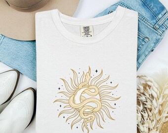 Snake Sun Shirt Boho Chic Constellations Gift Women Ethnic Tee Serpent T-Shirt Bohemian Fan Tribal Tshirt Galaxy Graphic Sleek Twinkle