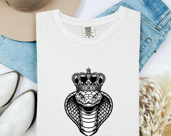 Viper Crown Shirt Animals Fantasy Gift Women Pop Art Tee Crown T-Shirt Wildlife Fan Cobra Graphic Pop Artistic Tshirt Sketch Imperial Crown