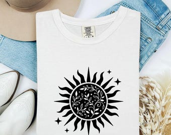 Sun Graphic Shirt Boho Chic Celestial Gift Women Boho Tee Solar T-Shirt Bohemian Fan Hippie Tshirt Galaxy Graphic Minimalist Floral Tshirt