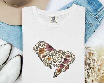 Lion Bloom Shirt Animals Plants Gift Women Folk Tee Lion T-Shirt Wildlife Fan Folk Art Tshirt Floral Graphic Line Art Wild Blooms Tshirt