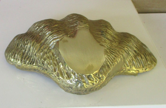 Vintage solid brass trinket dish,shell shaped coi… - image 4