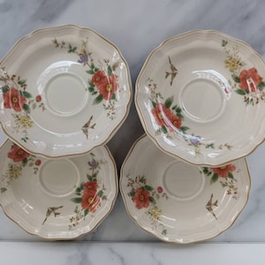 Vintage Heritage Mikasa dessert plates set of 4 Capistrano,small plates Mikasa,with a flower pattern, rare Mikasa plates F2010 made in Japan