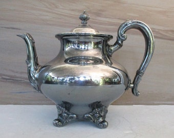Vintage Silver Plated Pitcher with Attached Lid,Footed Pitcher,By Reed & Barton,Regent,Water,Tea or Coffee Pitcher /1.5 QT"/