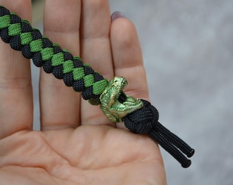 Dinosaur Keychain Accessory for Him - Unique Green Dinosaur Design, Paracord Keychain, Boyfriend Gift