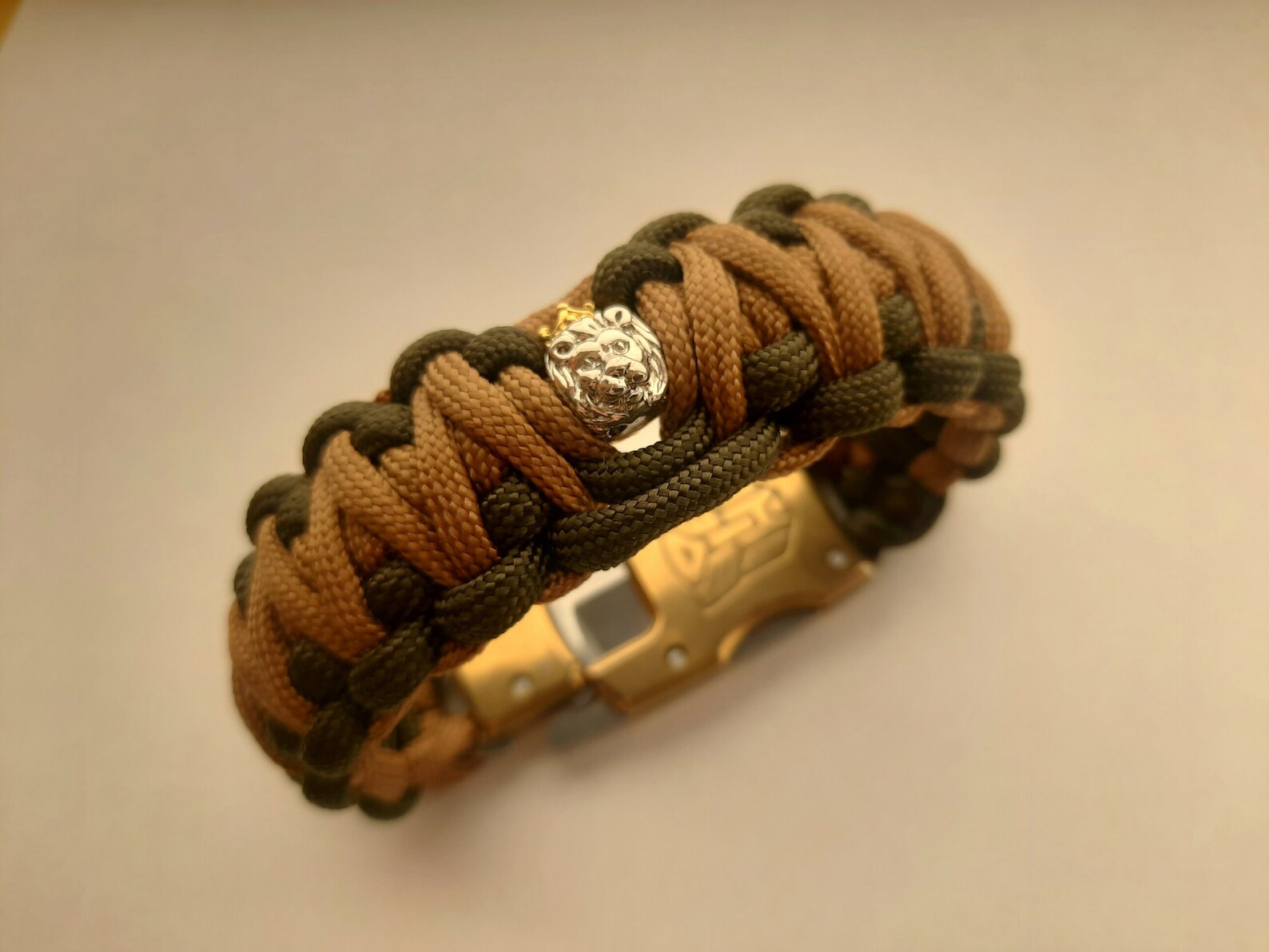 Survival bracelet with knife buckle paracord Etsy