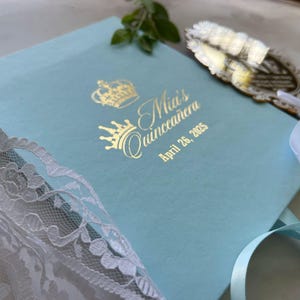 Boîte d'invitation Quinceanera unique en argent et bleu layette avec impression sur film | Boîte souvenir pour invitations en acrylique 5 x 7