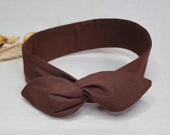 Rigid wire headband, plain, dark brown chocolate color.