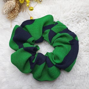 Scrunchie, elastic hair band in viscose crepe fabric, scrunchie, light green and black hair tie