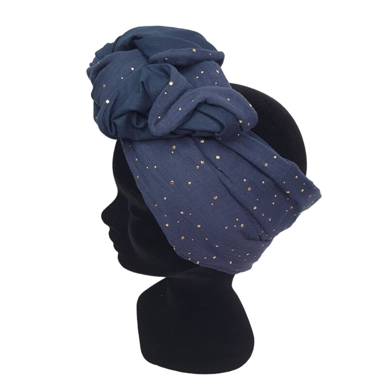 Demi-Turban, bandeau fil de fer modulable turban double gaze pois dorés bleu marine MAX image 5