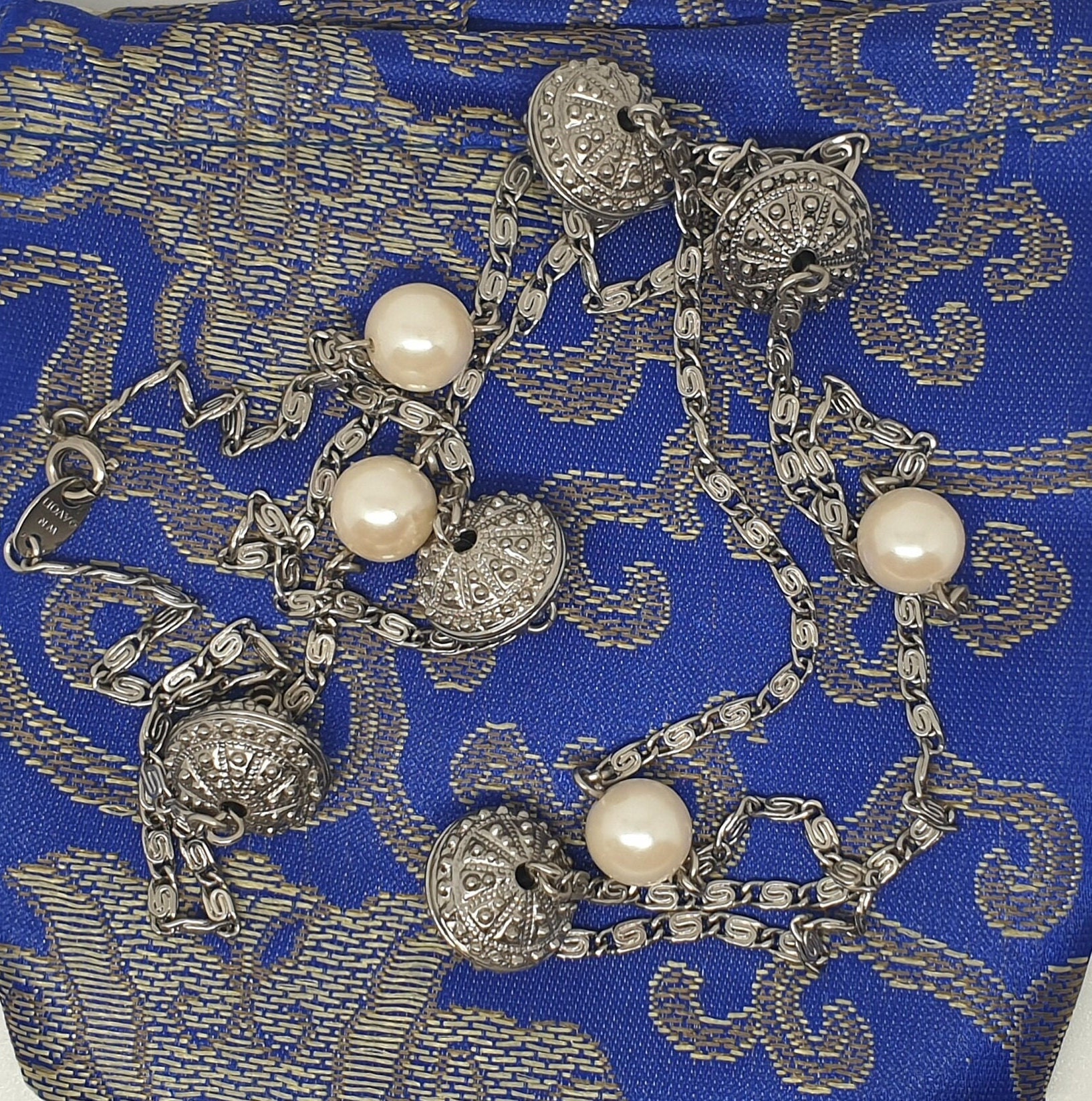 Avon vintage deals jewelry value
