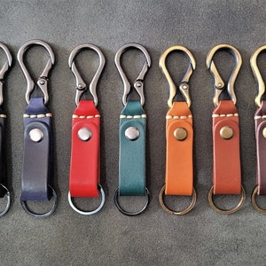 Personalized leather keychain belt loop holder, carabiner hook key loop hanger, real full grain leather keyfob, for men, father&#39;s day gift