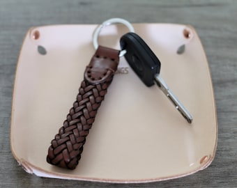 Braid Leather Keychain Handcrafted Leather Goods New Car Gift Key fob Practical luxury housewarming gift Hand braided keychain gift for men
