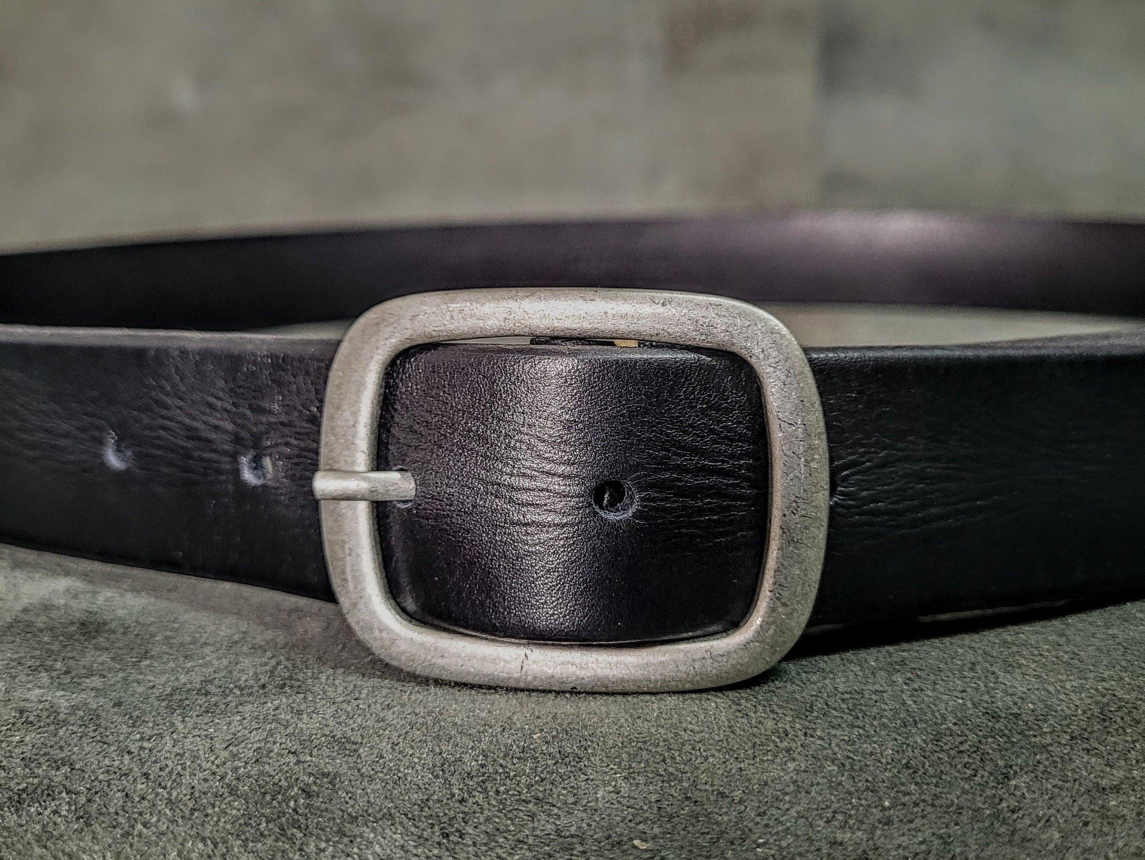 Real Leather Plain Belt, for Women Oval Antique Gold Buckle 