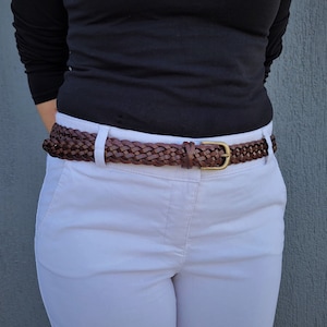 Ceinture fine en cuir tressée, ceinture tressée unisexe, cadeau de Noël et d'anniversaire, ceinture fine de 2,5 cm tissée à la main sur mesure pour hommes et femmes. image 3