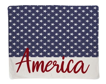 Manta personalizada de estrellas azules de América, tamaño grande: manta con nombre personalizado, acogedora manta de forro polar, regalo personalizado para cumpleaños o festividades.