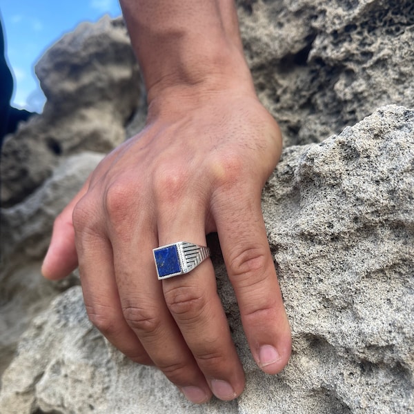 Bague en lapis lazuli / Bague en lapis lazuli carré / Bague en argent bleu pour homme / Bague en lapis lazuli pour homme / Chevalière bleue carrée / Bagues pour homme / Bagues pour homme