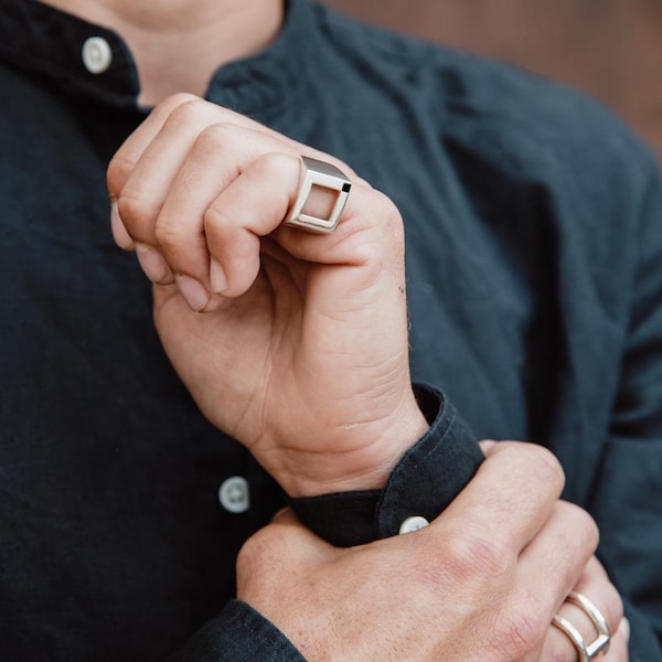 Anillo de plata de ley con ónix cuadrado para el meñique, joyería geométrica para hombre
