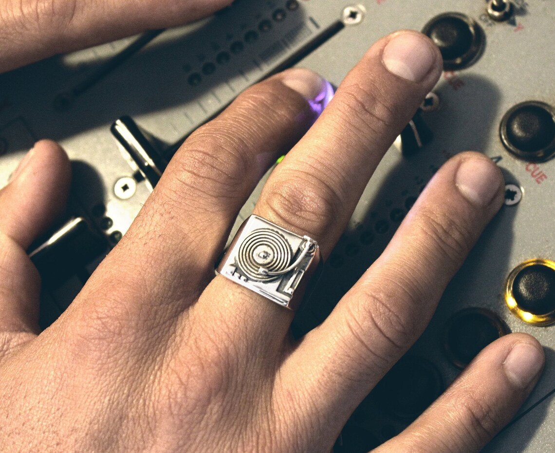 Record player ring/ vinyl record ring/ mens silver ring/ mens Etsy