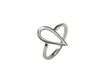 bague en argent pour femmes/ bague en argent en forme de larme/ bague en argent minimale/ délicate bague en argent 925/ bague en argent sterling en forme de larme/ bague en argent délicate