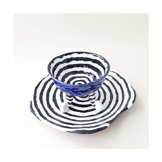 Handgefertigtes Keramik-Teeset mit Schale und Teller, gestreiftes Steingut- Geschirr, kunstvolles Keramik-Teeset, verspielte Küchendekoration