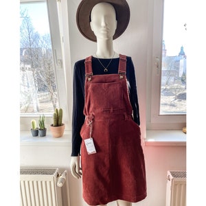 Dungaree dress made of Genoa corduroy. Length freely selectable.