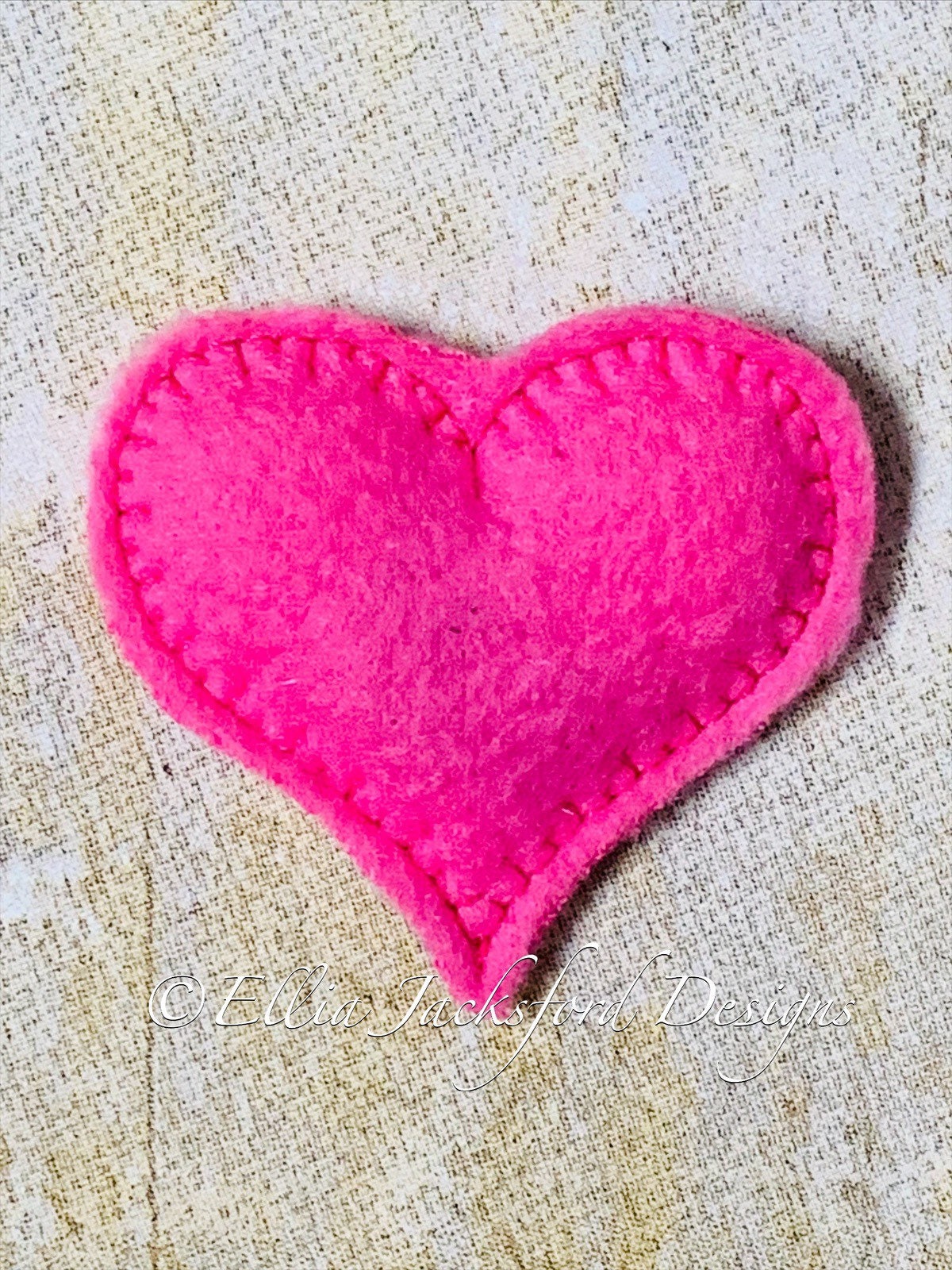 ITH Heart Magnet Embroidery Design 2 SIZES - Etsy