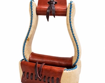 Estribos Roper de cuero crudo blanco hechos a mano con trenza turquesa – Funda de cuero para aparejos de caballo western