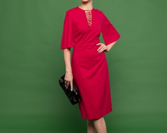 Designer sheath dress with flared sleeves for formal events, Minimalist midi dress for special occasions, Elegant dres for anniversary party