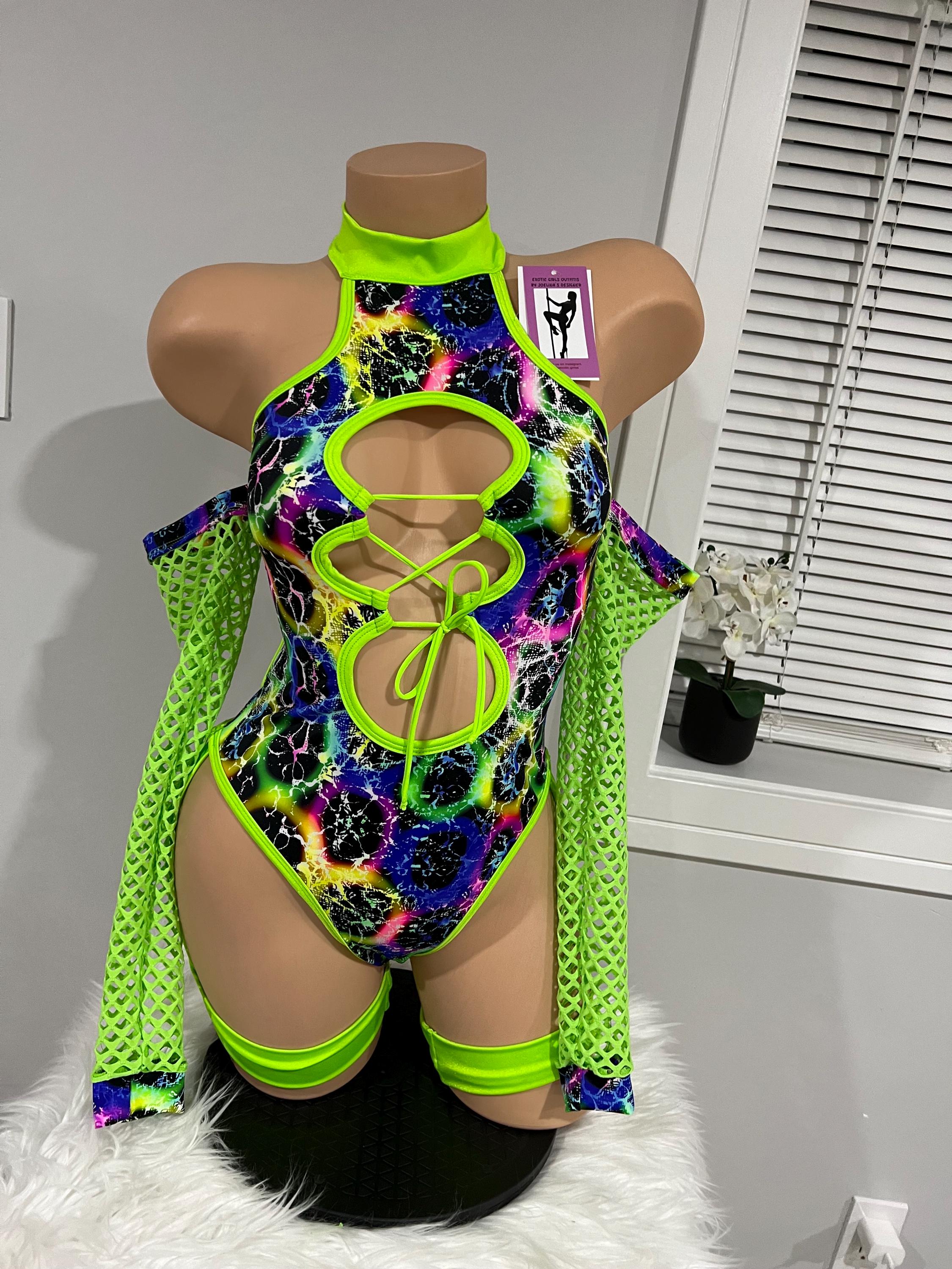 Traje Festival Rave com brilho UV