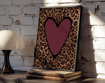 Lámina artística con estampado de leopardo y corazón rojo – Arte mural alternativo de chica rockera / Decoración atrevida para el hogar