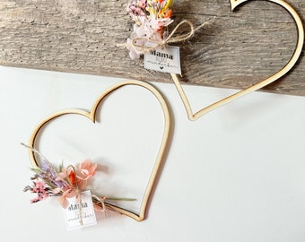 Mom you are wonderful | Wooden heart with dried flower decoration