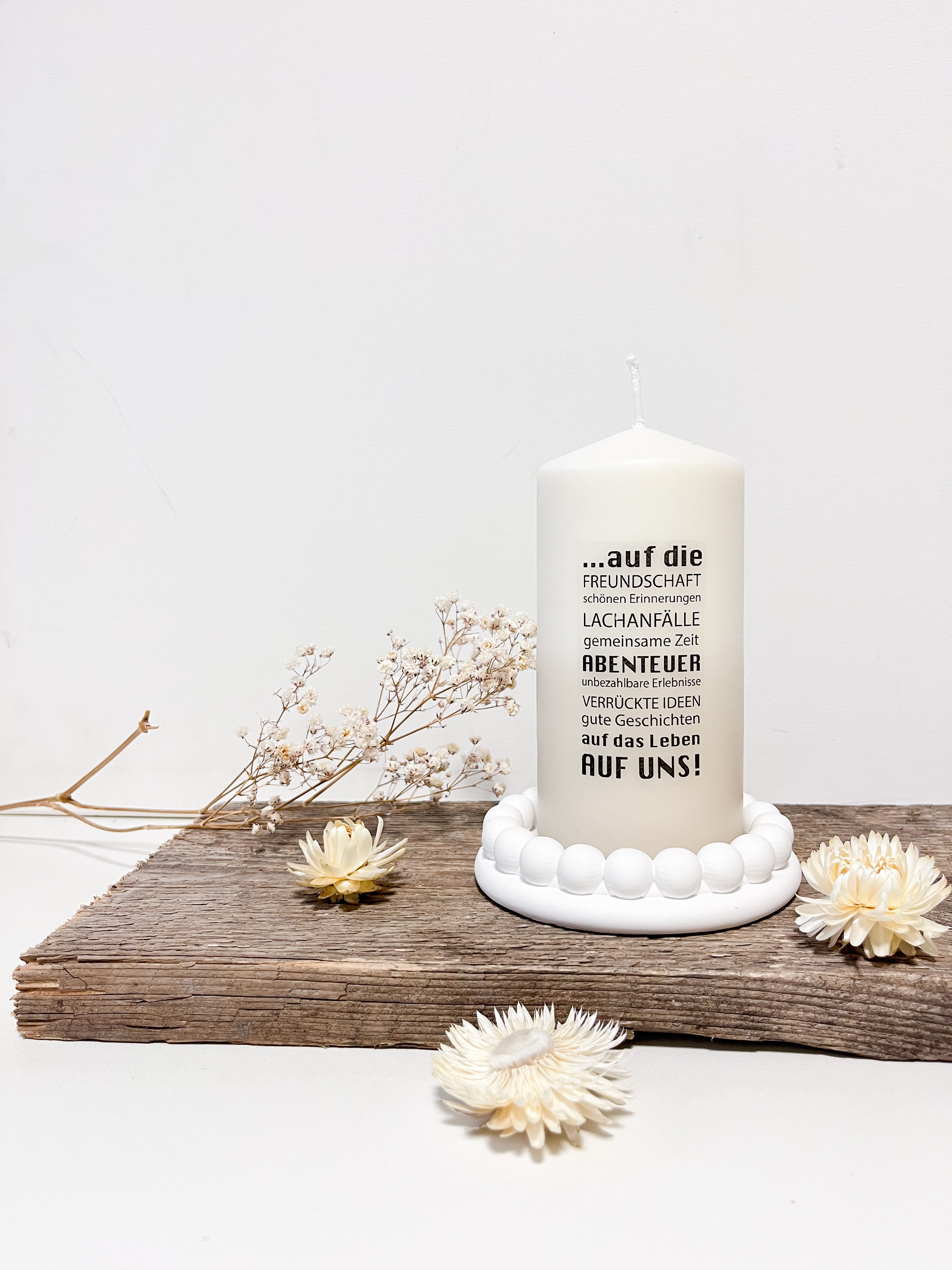 Auf die Freundschaft Kerze mit Kerzenständer Freundin auf uns Geschenk