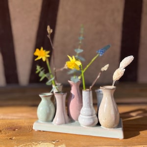 Mini Vase Arrangement | Spring | flowers | Ceramic | laid table | Pastel | pink