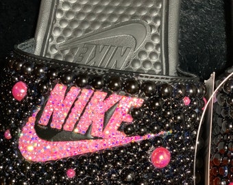 black pink nike slides