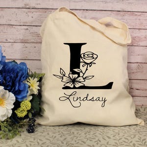 Personalized Monogram Bridesmaid Tote Bag with Name, Bridal Party Gift Bag,  Monogrammed Birthday Gift for Her, Bachelorette Party Totes