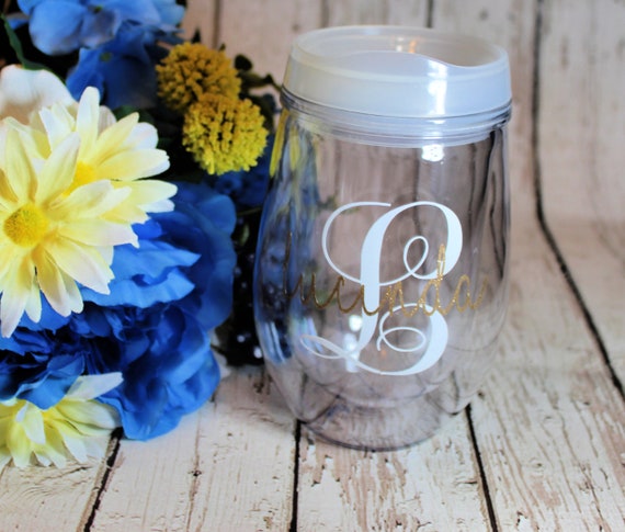 Personalized Wine Tumbler with large letter | Custom Travel Wine Cup | Bridal Party Gift | Wine Love Gift | Wedding Party Wine Cup with lid Il_570xn