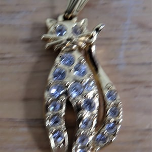 Avon hotsell cat necklace