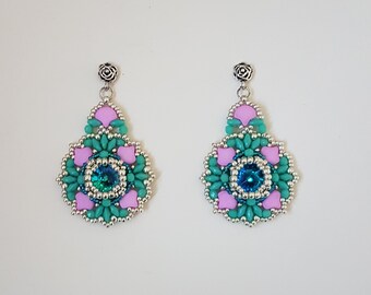 Aurora earrings tutorial with ginko superduo half crystals and 12 mm Rivoli