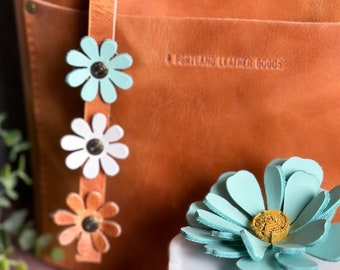 Leather Daisy Trio Purse Charm, Mint  Blue and Tan Flower Purse Charm, Genuine Leather Bag Charm,  Keychain purse Bling, Spring Bag Charm