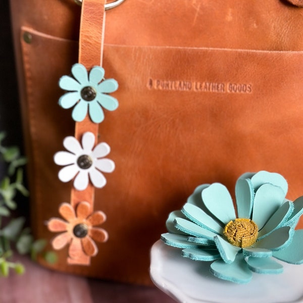 Leather Daisy Trio Purse Charm, Mint  Blue and Tan Flower Purse Charm, Genuine Leather Bag Charm,  Keychain purse Bling, Spring Bag Charm