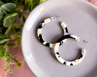 Black and White Hoop Acrylic Earrings, Tortoiseshell Lightweight Earrings, Modern Boho Earrings, Statement Earrings